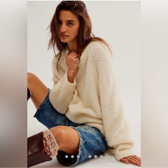 Free People Teddy Oversized Sweater Tunic - Picture 4 of 15